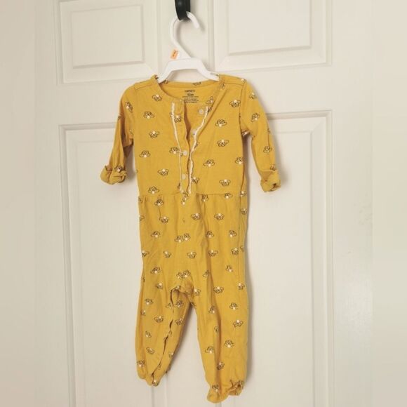 2/$15 Carter's bee romper size 12 m - Picture 1 of 4